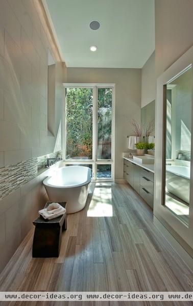 Bowman, Greenbelt Homes, Austin TX - contemporary - bathroom - austin