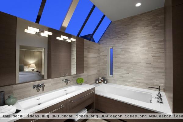 Best Builders ltd - modern - bathroom - vancouver