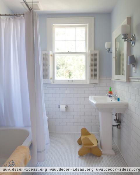 West Isles Kid's Bath - traditional - bathroom - minneapolis