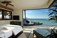 Ownby Design - tropical - bedroom - hawaii