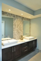 Urban Transitional Residence - modern - bathroom - nashville