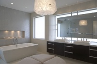 Modern Horseshoe Bay - modern - bathroom - vancouver