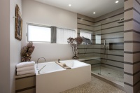 Goodman Residence - modern - bathroom - los angeles