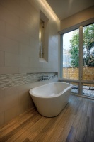 Bowman Residence Bath - contemporary - bathroom - austin