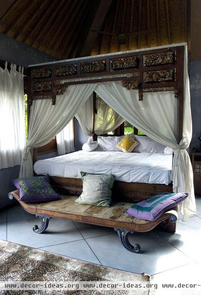 Bedroom Decorating Ideas: From Arty to Exotic