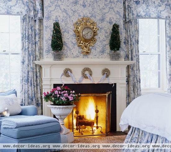 Bedroom Decorating Ideas: Totally Toile