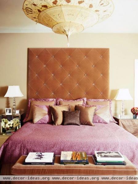 Bedroom Decorating Ideas: Modern and Sophisticated