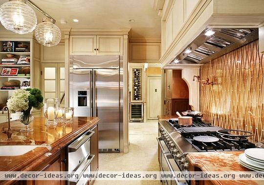 Welcoming, Intimate Showhouse Kitchen