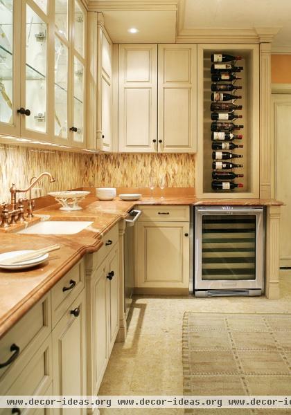 Welcoming, Intimate Showhouse Kitchen