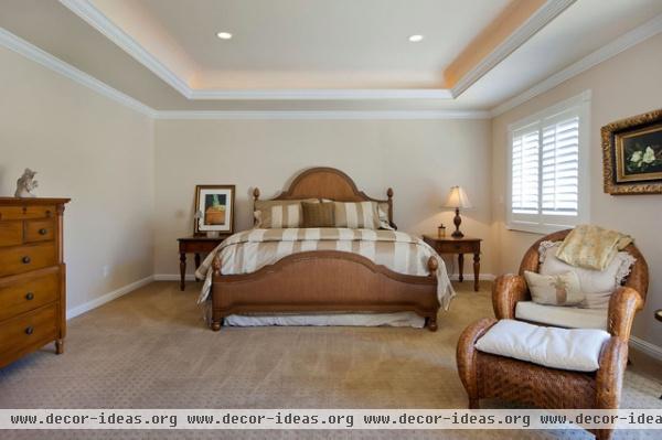 Golf Course Home - traditional - bedroom - san francisco