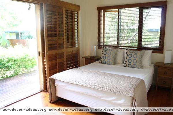 My Houzz: Beach meets Bush in a Caribbean Inspired Noosa Home - mediterranean - bedroom - brisbane