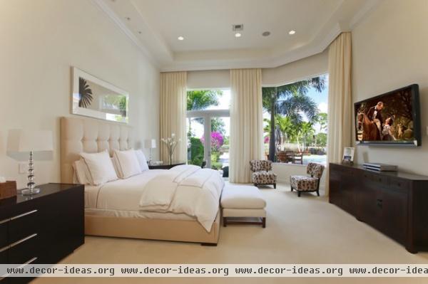 Residential living rooms, family rooms, dining rooms, master bedrooms - traditional - bedroom - other metro