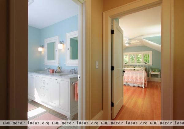 Bungalow Kitchen - traditional - bedroom - minneapolis