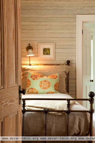 Ford Caretaker's Cottage Renovation - traditional - bedroom -