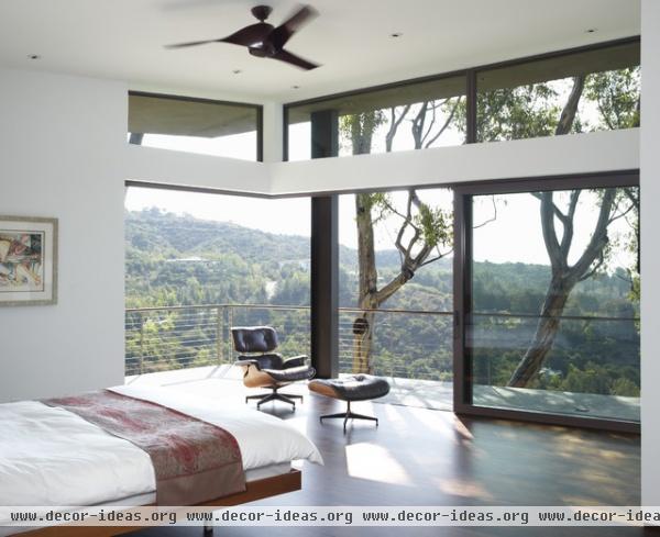 GRIFFIN ENRIGHT ARCHITECTS: Mandeville Canyon Residence - modern - bedroom - san francisco