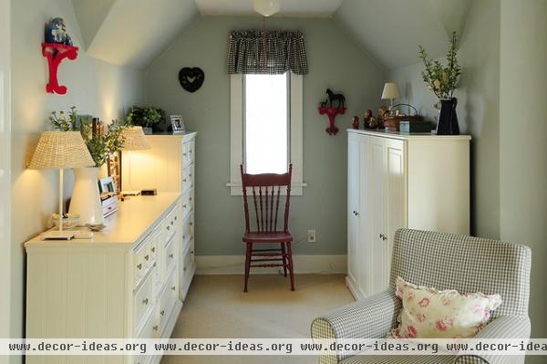 Master Bedroom Nook - traditional - bedroom - portland