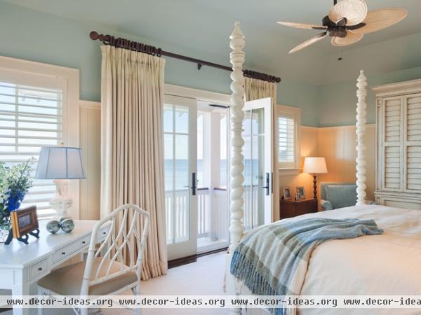 Surf Road House 14 - traditional - bedroom - new york