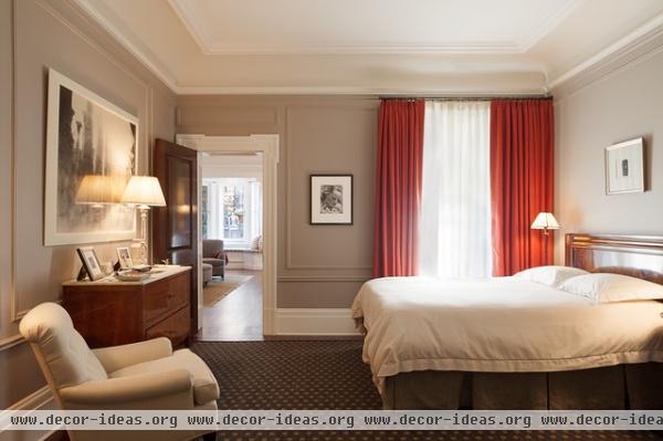 Gentleman's Pied-A-Terre - traditional - bedroom - new york