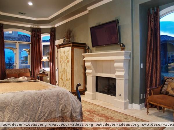 Lake Cliff - traditional - bedroom - austin