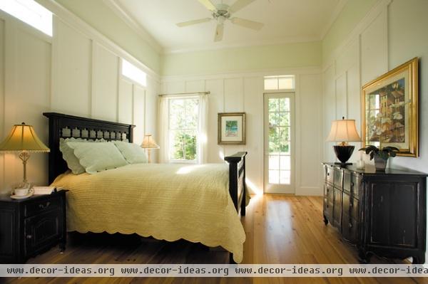 Stillwater Place - tropical - bedroom - wilmington