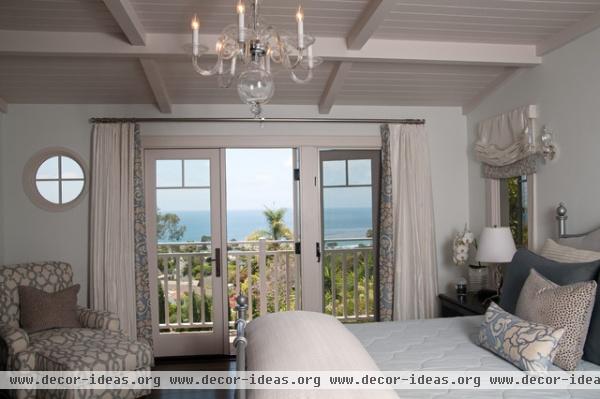 Laguna Cottage - traditional - bedroom - los angeles