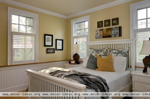 Lighthouse Cove Cottage - traditional - bedroom - boston