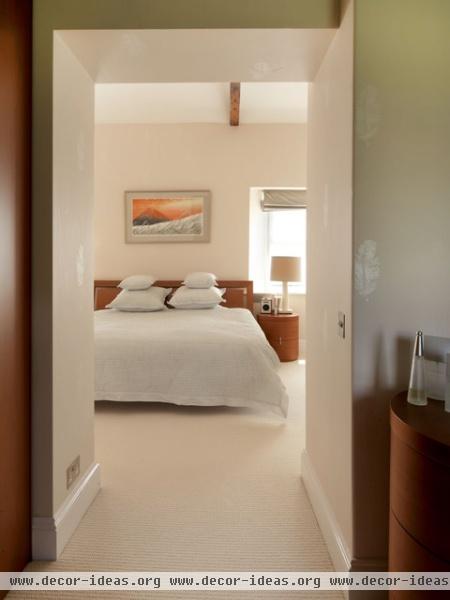 A Somerset Home - contemporary - bedroom - portsmouth