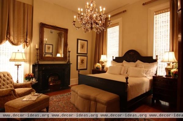 Grand Guest Bedroom with Painted Iron Bed and Silk Drapery - traditional - bedroom - new orleans