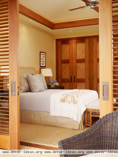 Kanae Lot 1 - tropical - bedroom - hawaii