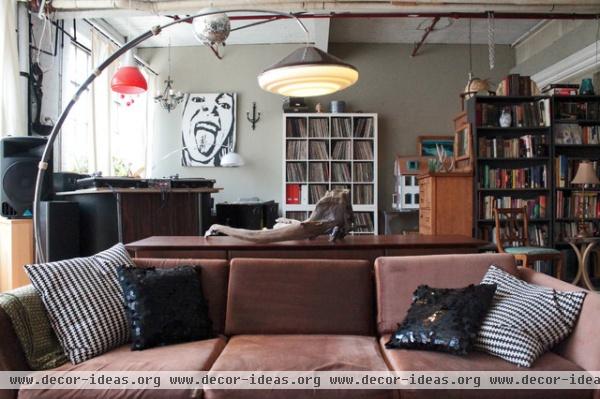 My Houzz: Vintage finds in funky Montreal artists' loft - eclectic - living room - montreal