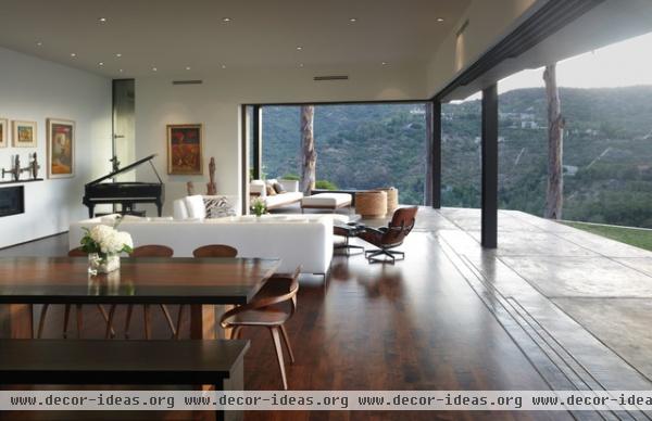 GRIFFIN ENRIGHT ARCHITECTS: Mandeville Canyon Residence - modern - living room - los angeles