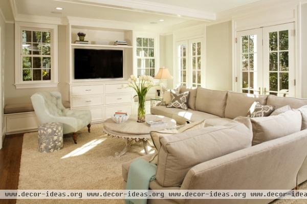 Deluxe in Alexandria - traditional - living room - dc metro