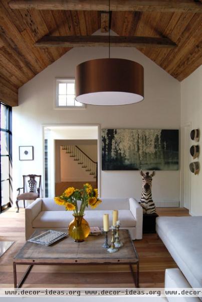 Farmhouse, Shelter Island - contemporary - living room - new york