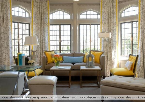 Light Contemporary Living Room by Eileen  Boyd