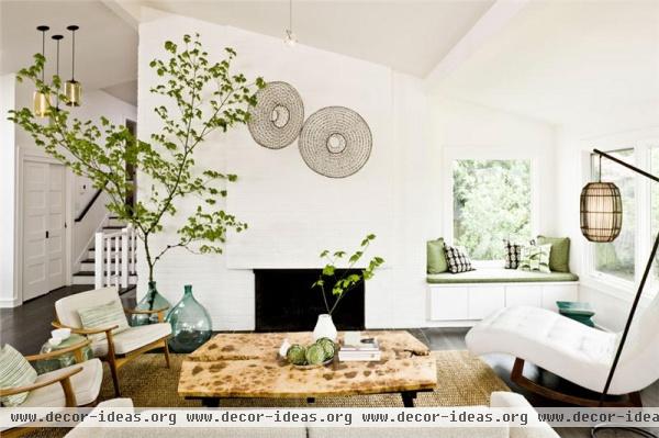 Airy Contemporary Living Room by Jessica Helgerson