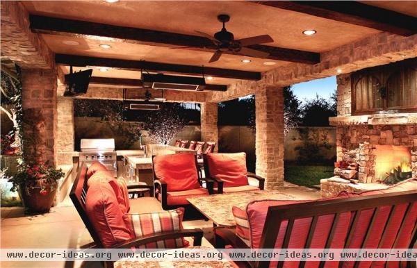 Elegant Contemporary Outdoors by Garett Mccorkle