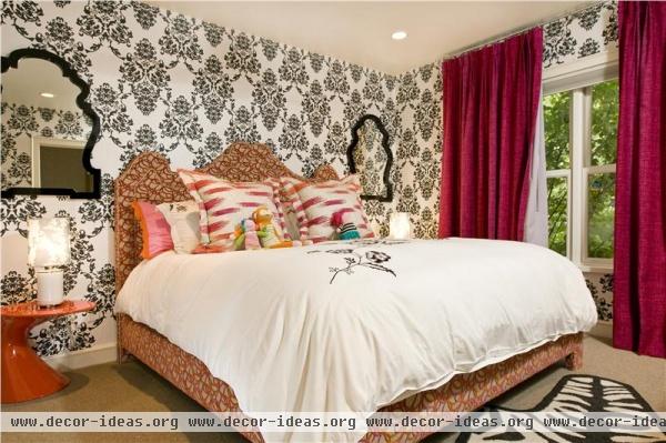 Dramatic Transitional Bedroom by Jennifer  Visosky