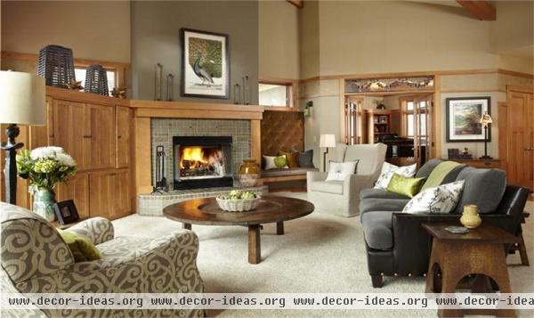 Homey Country/Rustic Living Room by Susan Brown