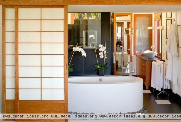 Relaxing Transitional Bathroom by Tracy Murdock