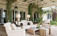 Airy Transitional Outdoors by Trip Haenisch