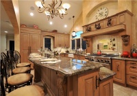 Classic Traditional Kitchen by Mario J. Mulea, CR of Kitchens Designs by Ken Kelly