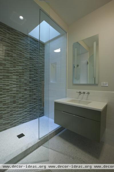 Son's Bathroom - contemporary - bathroom - chicago