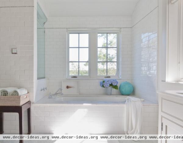 Shelter Island Beach House - traditional - bathroom - new york