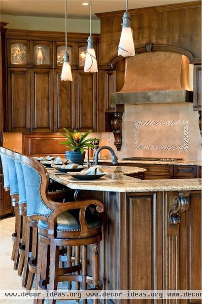 Elegant Traditional Kitchen by Lori Carroll