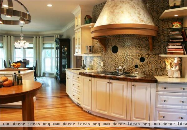 Classic Traditional Kitchen by Terri Schmidt