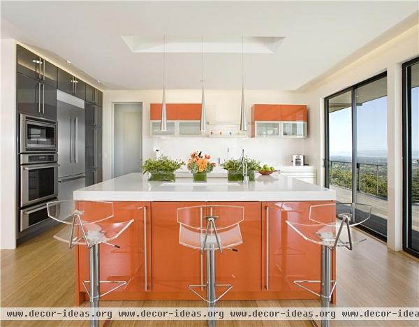 Dramatic Contemporary Kitchen by Mark English