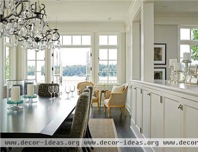 Elegant Traditional Dining Room by Laura Bohn