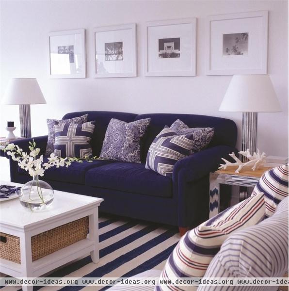 Relaxing Transitional Living Room by Deborah Wecselman