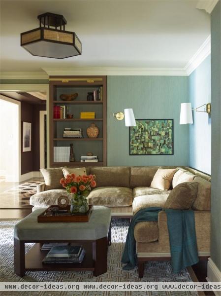 Homey Transitional Family Room by Gideon Mendelson