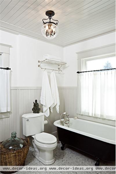 Relaxing Country/Rustic Bathroom by Jessica Helgerson